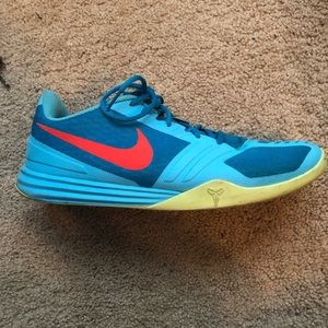 Nike Kobe Basketball Shoes Size 12
